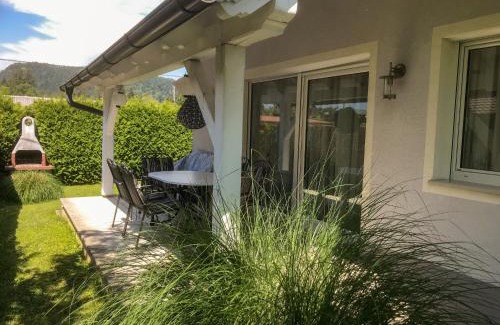 Faak am See Casa | Holiday Home Seehaus Blue Faak by Interhome