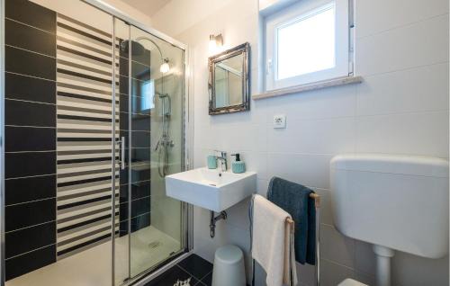 Strmac Casa | Holiday Home Strmac 25 With Outdoor Swimmingpool
