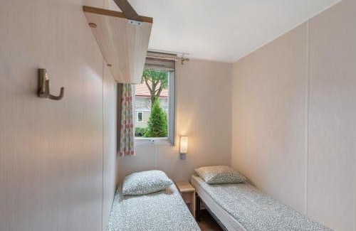 Dolni Pocernice Casa | Holiday Home Sunset Terrace by Interhome