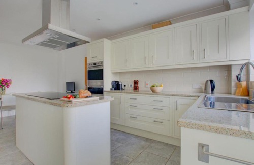 Constantine Bay Casa | Holiday Home Trey