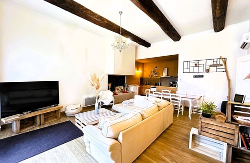 Quarante Casa | Casa de vacaciones 'Villa Des Vignes Et Spa' con terraza privada, Wi-Fi y aire acondicionado