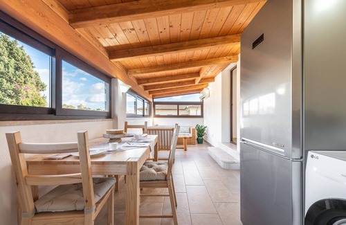 Torre degli Ulivi Casa | Casa de vacaciones 'Villa Eleonora Residence App To 3' con piscina compartida, Wi-Fi
