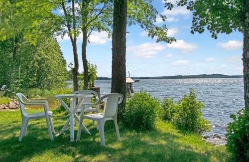 Muurame Casa | Holiday Home Villa kesäranta by Interhome