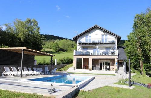 Ogulin Villa | Holiday home Villa Mira