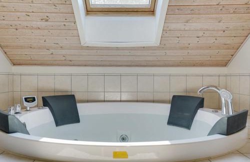 Kramnitse Casa | Holiday Home Vilvi - 500m from the sea in Lolland- Falster and Mon by Interhome