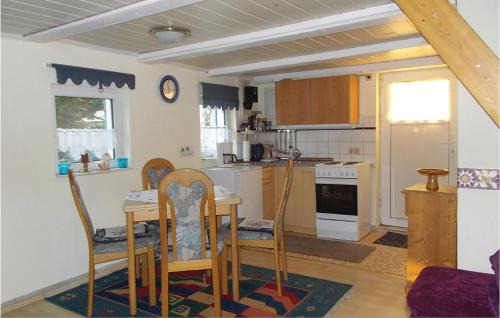 Ribnitz-Damgarten Casa | Holiday Home Waldreihe Q
