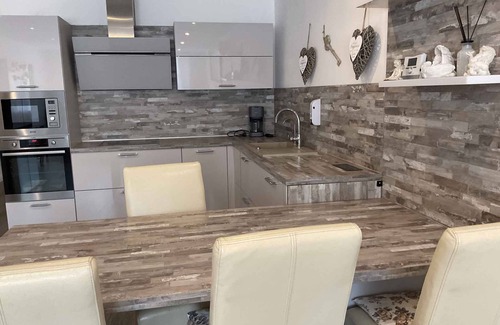 Balatonbereny Casa | Casa vacacional con lavadora, lavavajillas y horno
