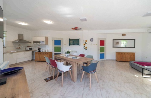Radini Casa | Casa vacacional con piscina y barbacoa