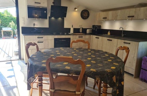 La Begude-de-Mazenc Casa | Casa de vacaciones La Bégude de Mazenc para 1 - 5 personas con 2 dormitorios - Casa adosada