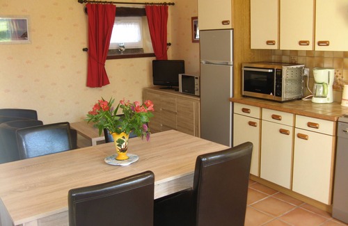 Plomodiern Casa | Holiday house 600m from the beach (H)