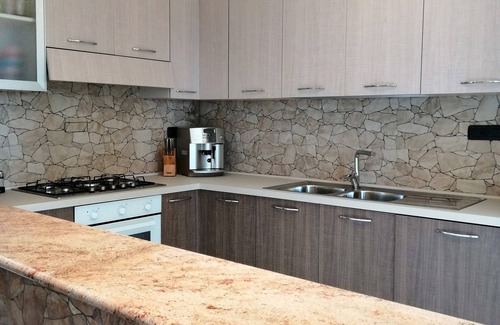 Ricadi Apartamento | Casa de vacaciones / apartamento con propiedad privada y piscina