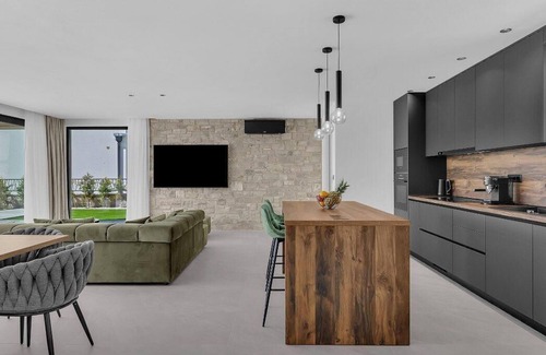 Baska Voda Casa | Casa de vacaciones Baška Voda para 1 - 8 personas con 4 dormitorios - Apartamento en casa unifamilia