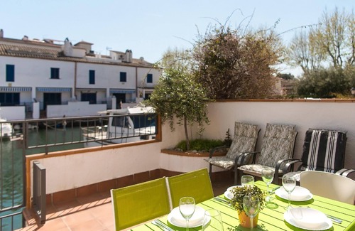 Empuriabrava Casa | Holiday house Empuriabrava for 1 - 6 persons with 3 bedrooms - Holiday home