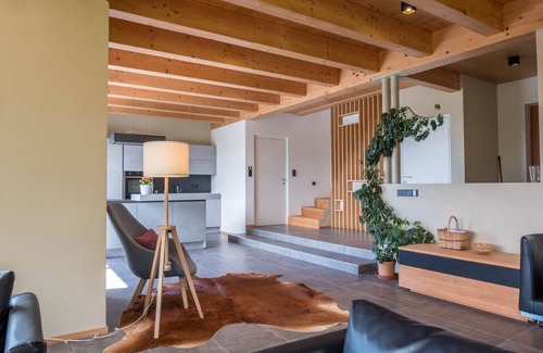 Renon Casa | Casa de vacaciones "Haus Lichtenstern" con Wi-Fi, balcón y vistas a la montaña