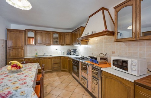Lupoglav Casa | Holiday House Planik