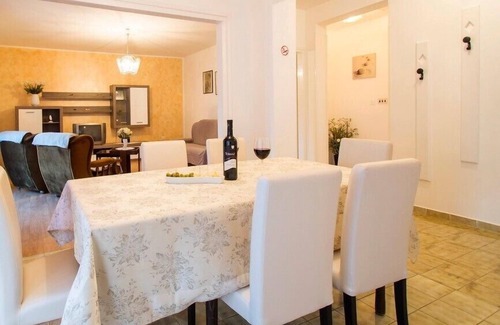 Strmac Casa | Holiday House Jagoda - family only