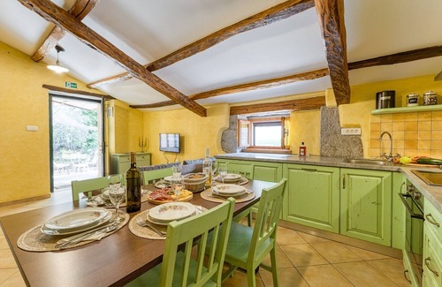 Grabri Casa | Holiday House Kapitani Hum