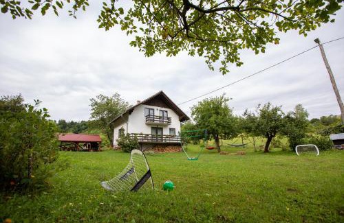 Ogulin Casa | Holiday house On the riverside