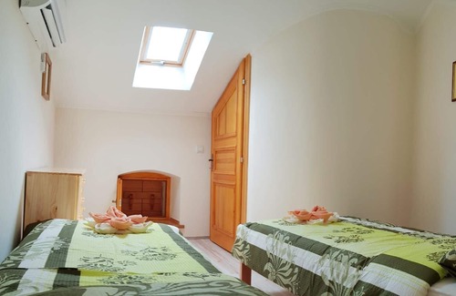 Rezanci Casa | Casa de vacaciones Rezanci para 1 - 4 personas con 2 dormitorios - Casa pareada