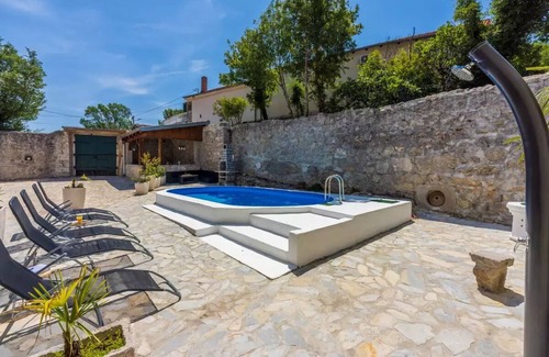 Tribalj Casa | Casa de vacaciones Tribalj para 2 - 10 personas con 5 dormitorios - Casa de vacaciones