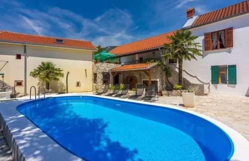 Tribalj Casa | Casa de vacaciones Tribalj para 2 - 10 personas con 5 dormitorios - Casa de vacaciones