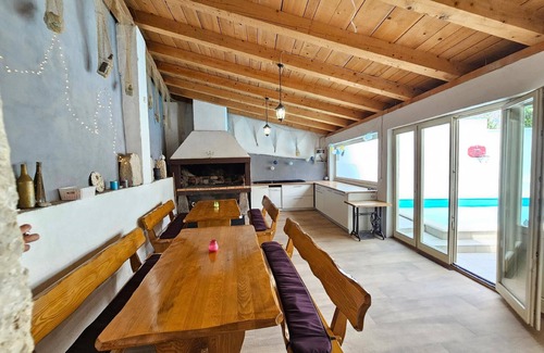 Tribalj Casa | Casa de vacaciones Tribalj para 1 - 16 personas con 8 dormitorios - Casa de vacaciones