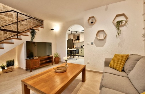 Dracevac Casa | Holiday house Vento with private backyard
