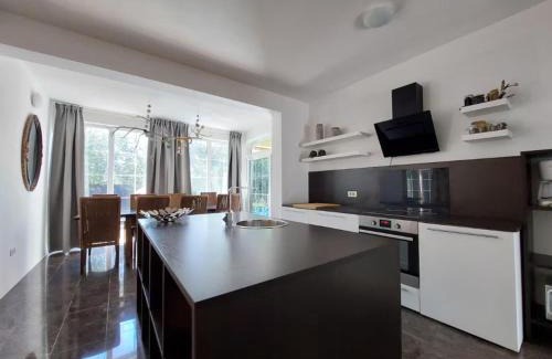 Rosini Casa | Holiday House with Private Pool Villa Seabird