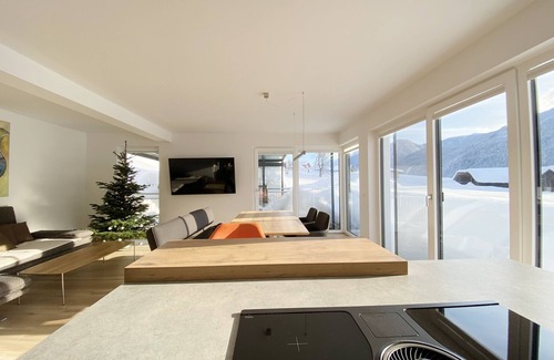 Strassen Casa | Vacaciones en la casa de vacaciones de nueva construcción Lurger con jacuzzi - Strassen-Osttirol