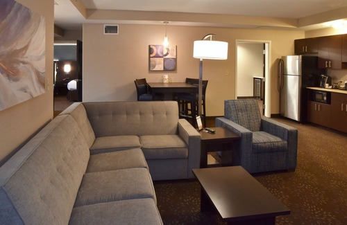 Canton Hotel | Holiday Inn Canton (Belden Village) by IHG