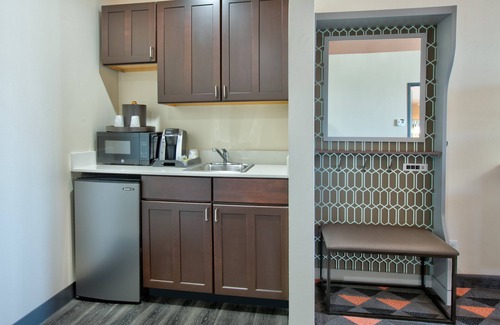 Fort Worth Hotel | Holiday Inn DFW South by IHG