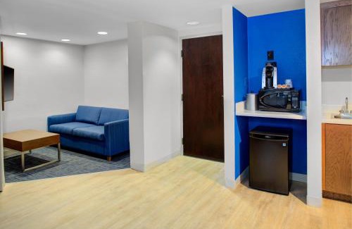 Bermuda Hotel | Holiday Inn Express - Chester by IHG