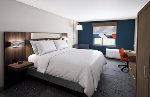 Terry Sanford Hotel | Holiday Inn Express Fayetteville Fort Bragg by IHG