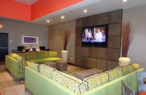 Frisco Hotel | Holiday Inn Express Frisco Legacy Park Area by IHG