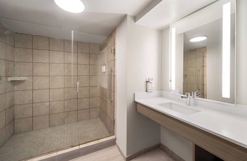 Greenville Hotel | Holiday Inn Express Greenville by IHG