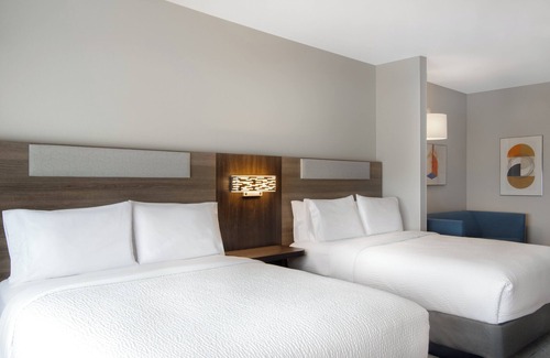 Prattville Hotel | Holiday Inn Express Hotel & Suites Prattville South by IHG