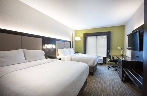 Tupelo Hotel | Holiday Inn Express Hotel & Suites Tupelo by IHG