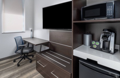 Deadwood Hotel | Holiday Inn Express Hotel & Suites Deadwood-Gold Dust Casino by IHG