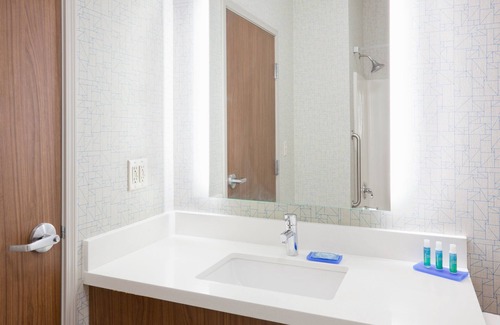 Deadwood Hotel | Holiday Inn Express Hotel & Suites Deadwood-Gold Dust Casino by IHG