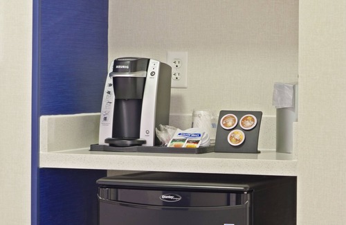 Desert Ridge West Hotel | Holiday Inn Express Hotel & Suites Phoenix North Scottsdale by IHG