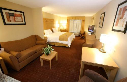 Saltillo Hotel | Holiday Inn Express Saltillo Zona Aeropuerto by IHG