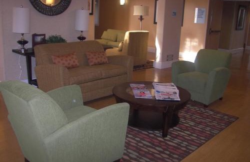 Stockton Hotel | Holiday Inn Express Stockton Southeast by IHG