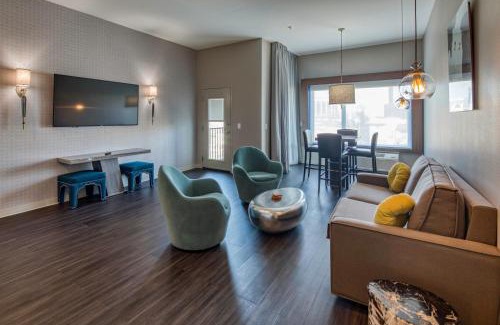 Wilmore Hotel | Holiday Inn Express & Suites - Charlotte - South End by IHG