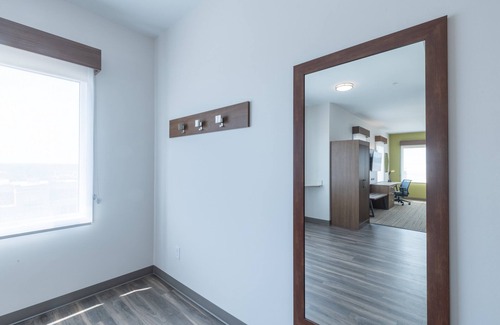 Columbia Hotel | Holiday Inn Express & Suites Columbia Downtown - The Vista by IHG