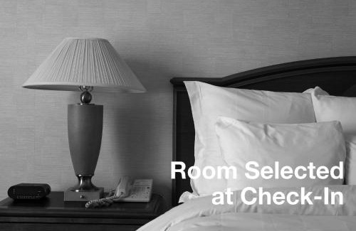 Greenville - Spartanburg Hotel | Holiday Inn Express & Suites Greenville-I-85 & Woodruff Rd by IHG