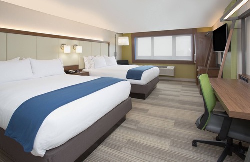 Aldine Hotel | Holiday Inn Express & Suites Houston IAH - Beltway 8 by IHG
