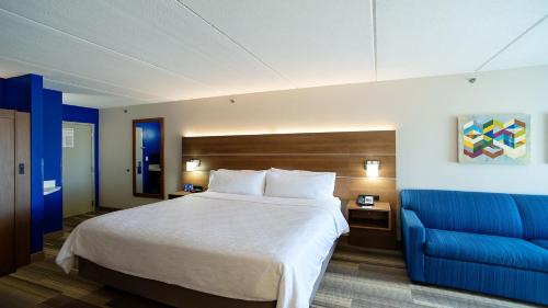 Tempe Hotel | Holiday Inn Express & Suites Tempe by IHG
