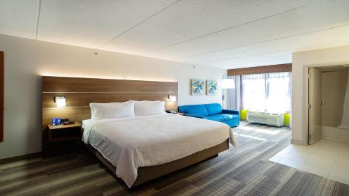 Tempe Hotel | Holiday Inn Express & Suites Tempe by IHG