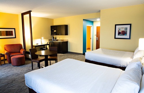 Mechanicsburg Hotel | Holiday Inn Express Hotel & Suites Harrisburg West by IHG