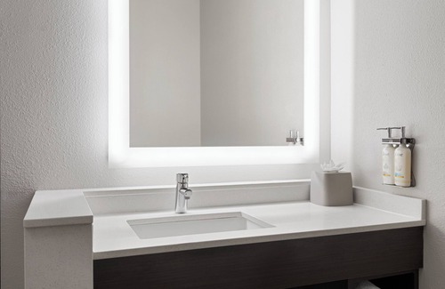 St. Petersburg - Clearwater Hotel | Holiday Inn Express St. Petersburg North (I-275) by IHG